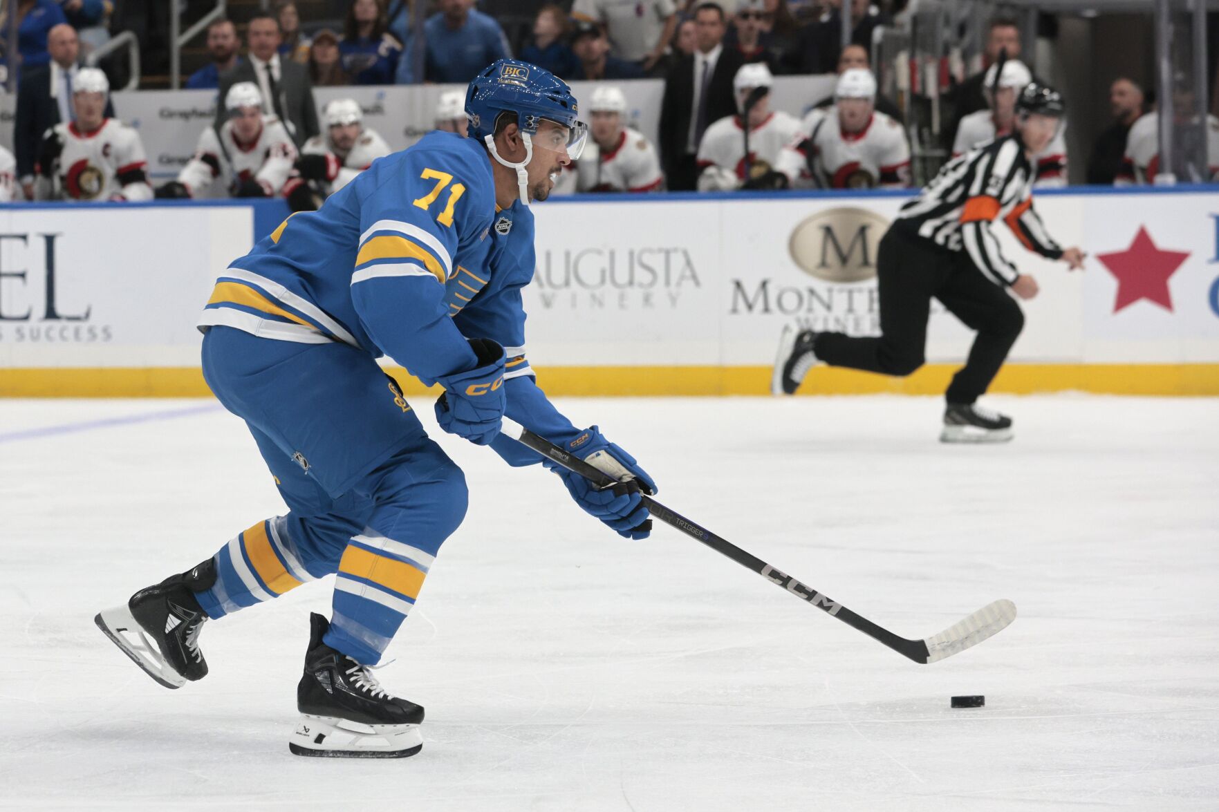 The 51黑料 Blues host the Ottawa Senators in a preseason game